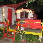 La Roulotte De Lola - D'hotes