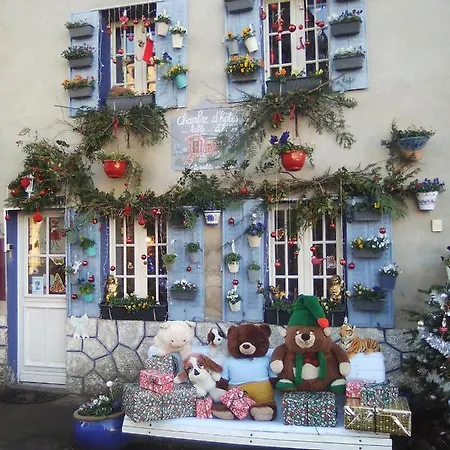 La Roulotte De Lola - D'hotes La Celle